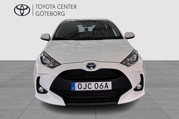 Vehicle Image 7