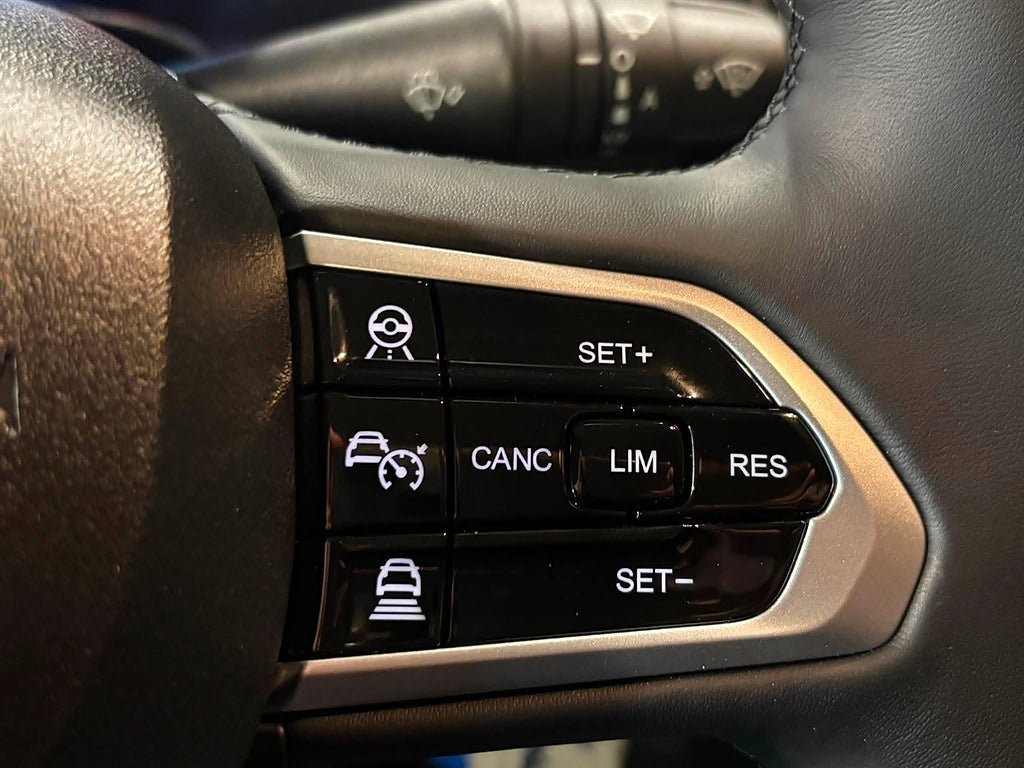 Vehicle Image 26