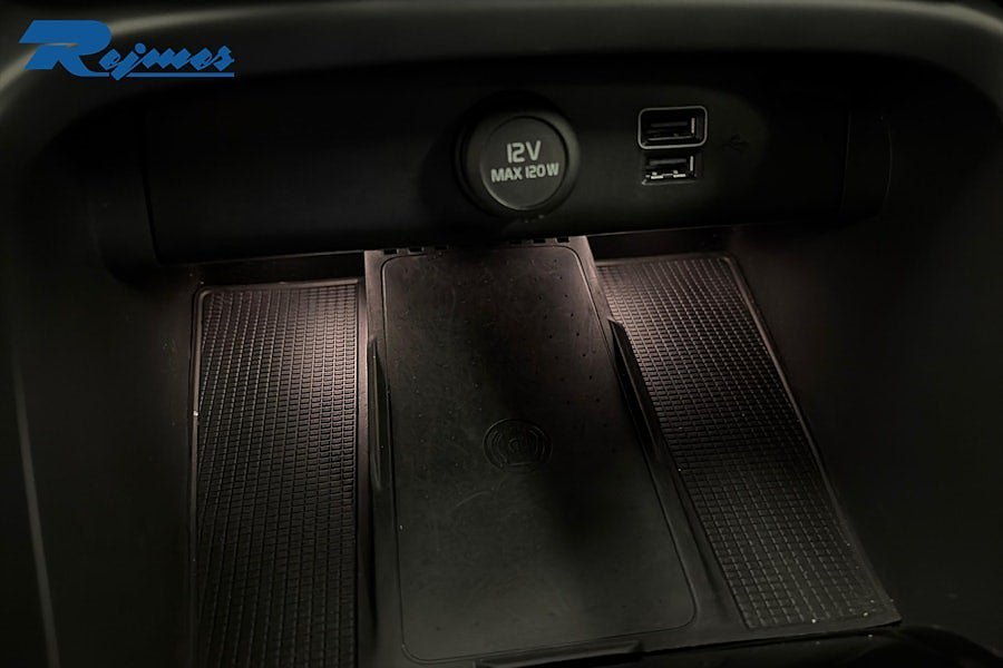 Vehicle Image 15