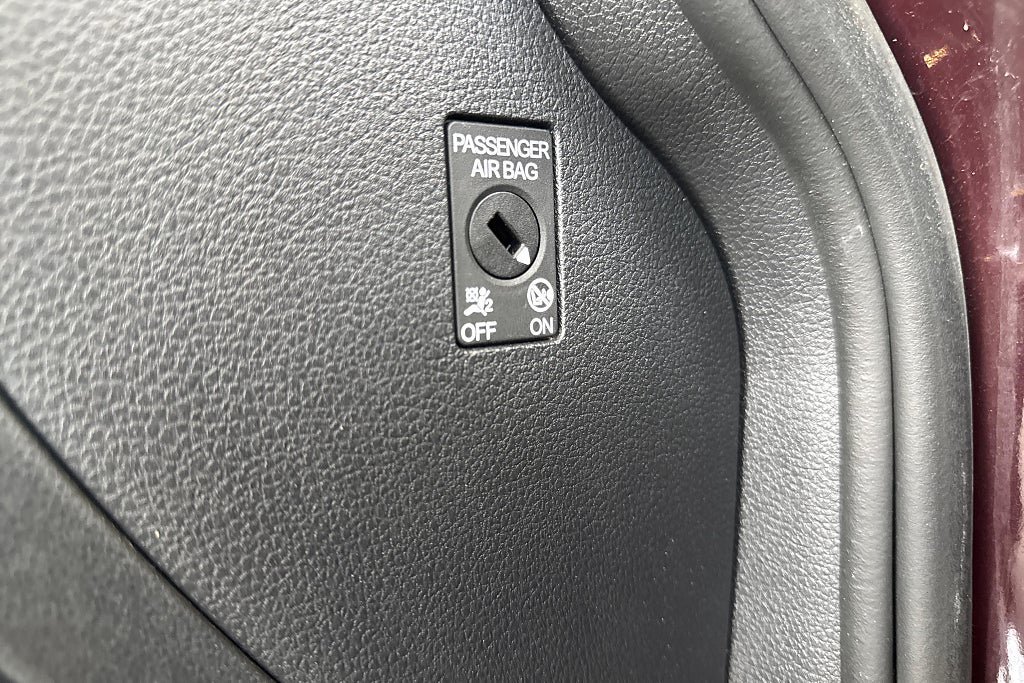 Vehicle Image 20