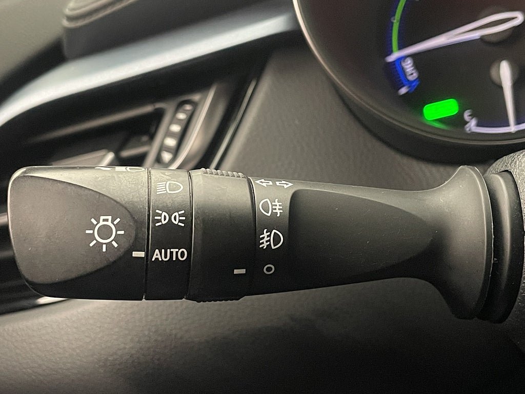 Vehicle Image 23