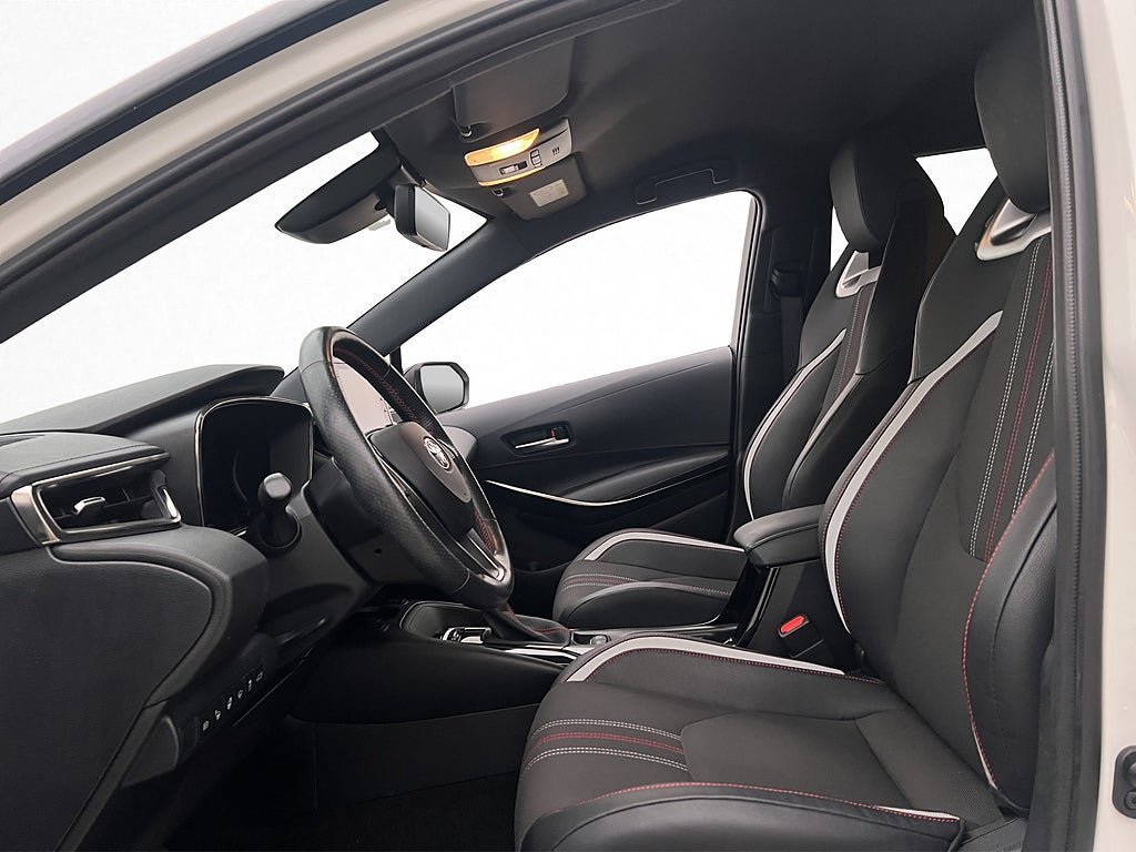 Vehicle Image 11
