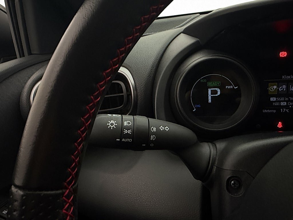Vehicle Image 28