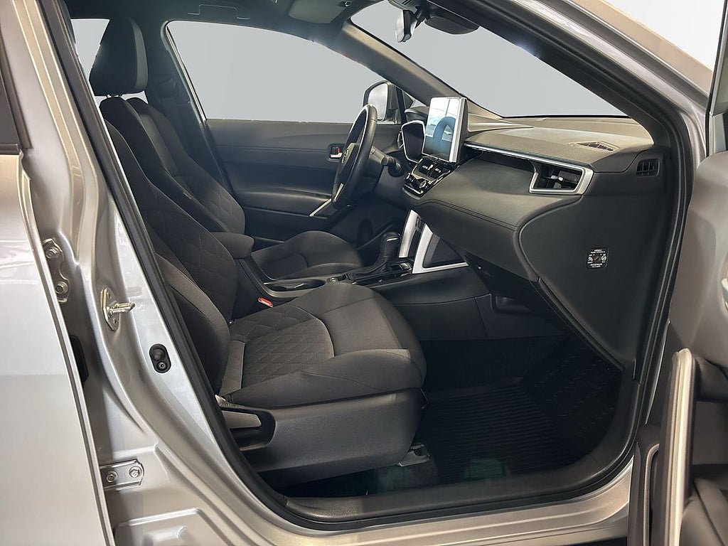 Vehicle Image 10
