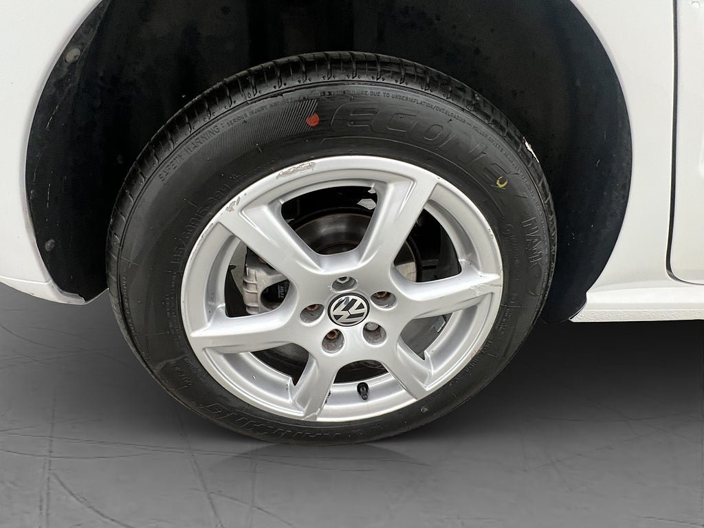 Vehicle Image 24