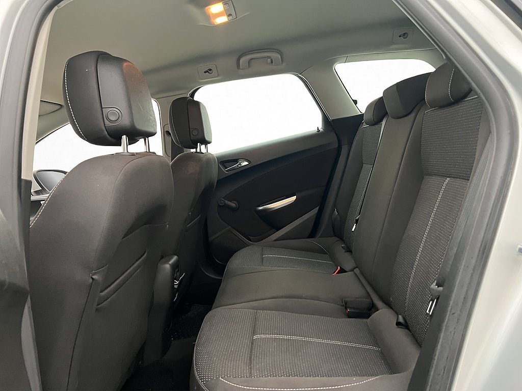 Vehicle Image 23