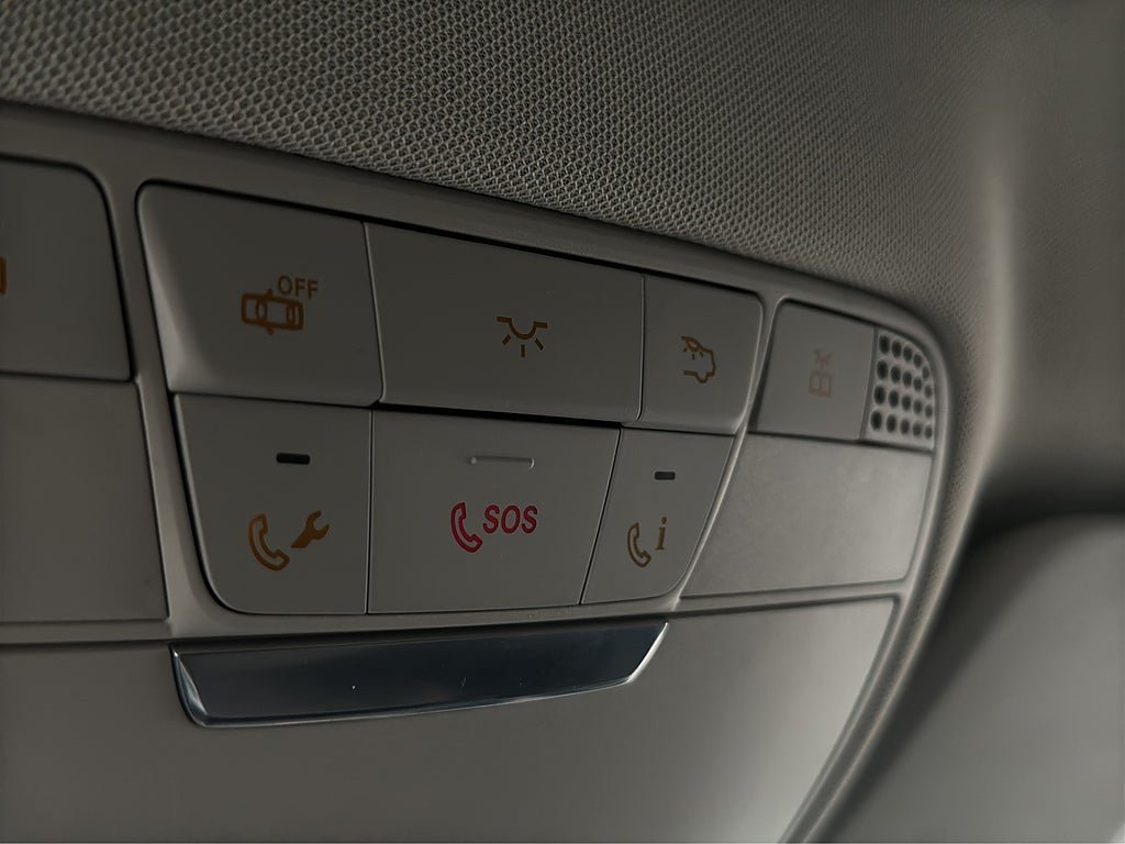 Vehicle Image 27
