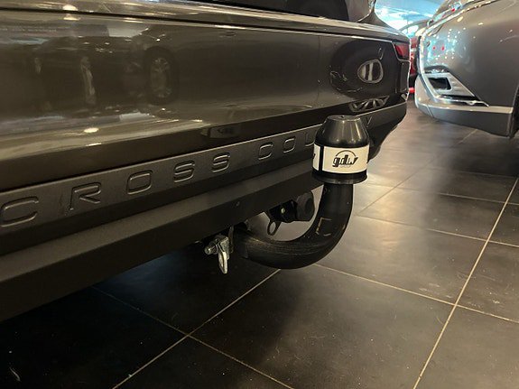 Vehicle Image 22