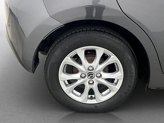 Vehicle Image 30