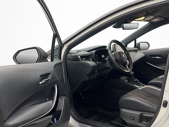 Vehicle Image 12
