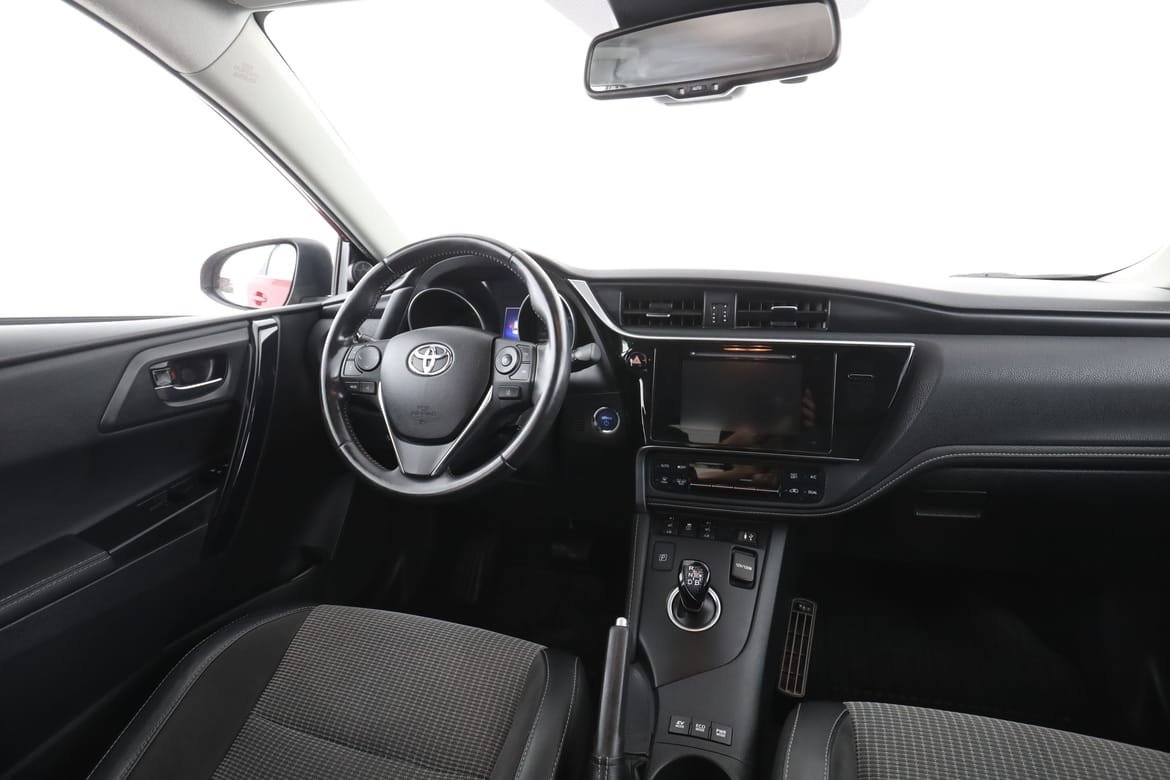 Vehicle Image 11