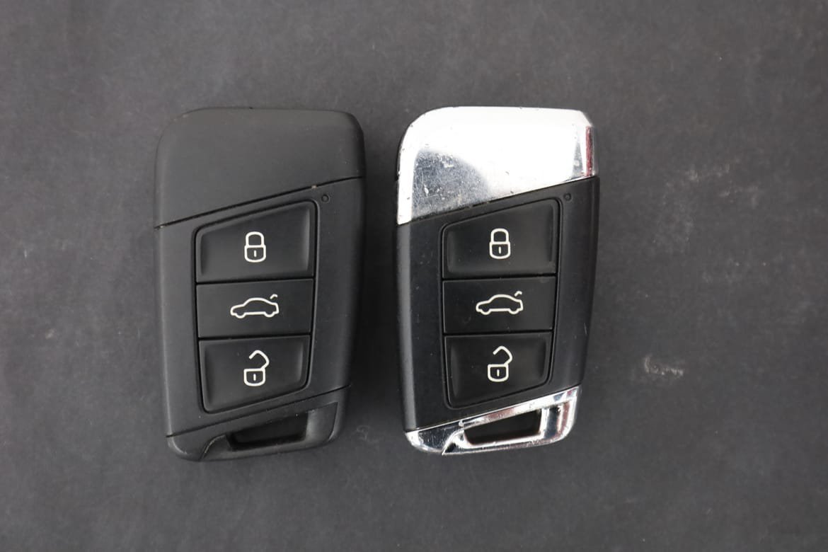 Vehicle Image 25