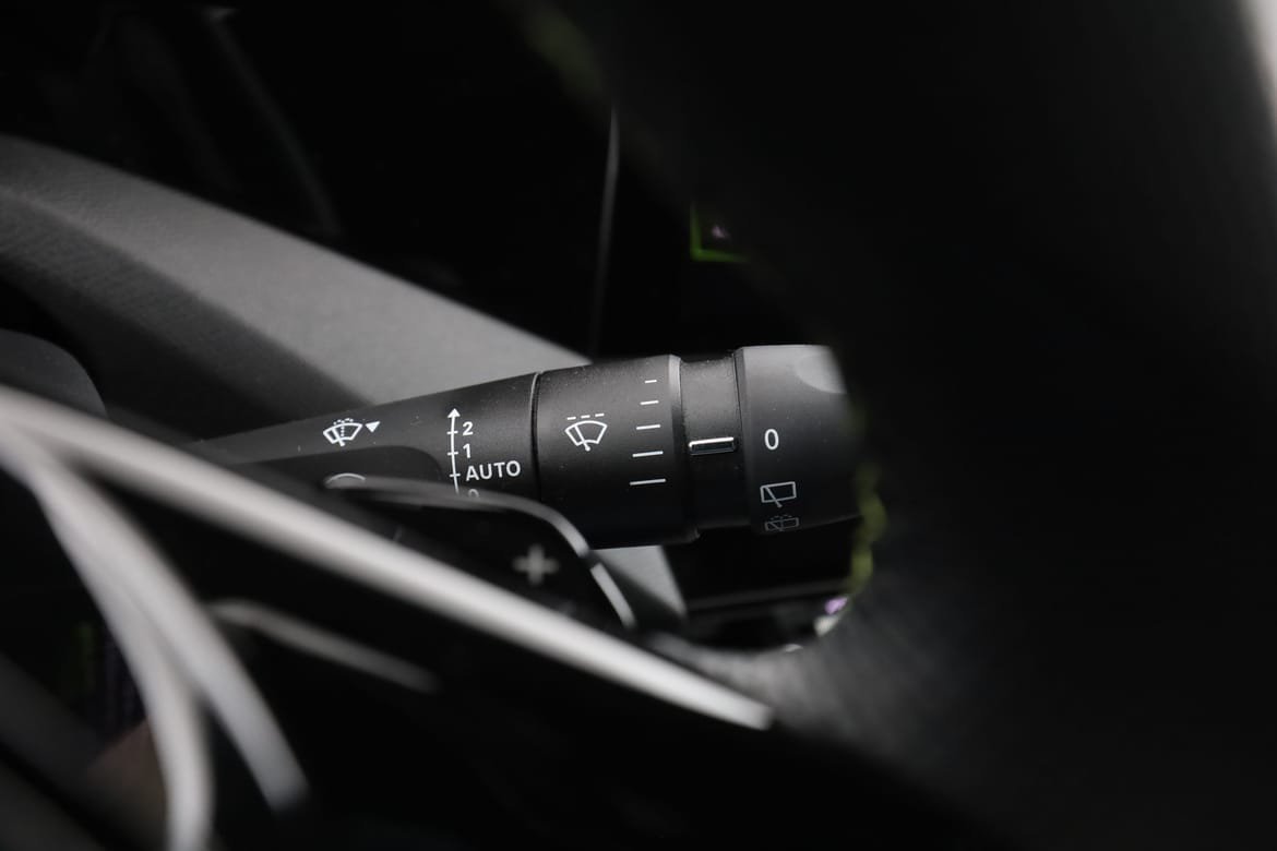 Vehicle Image 33