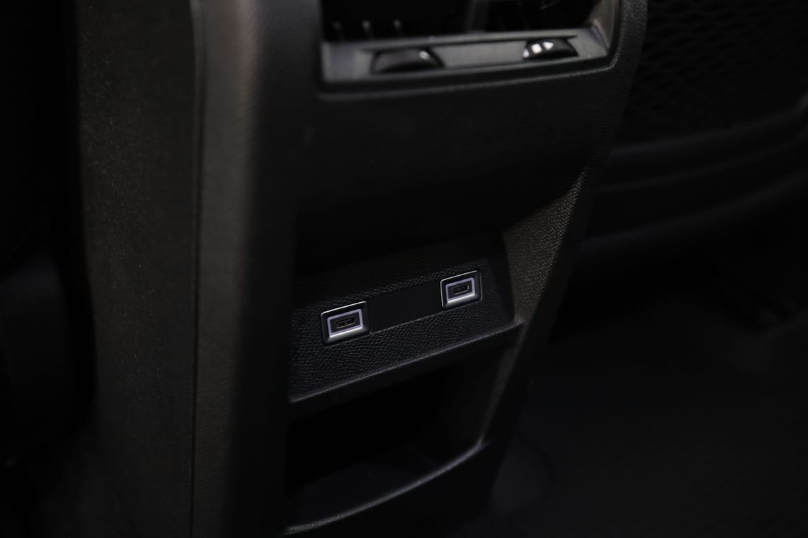 Vehicle Image 37