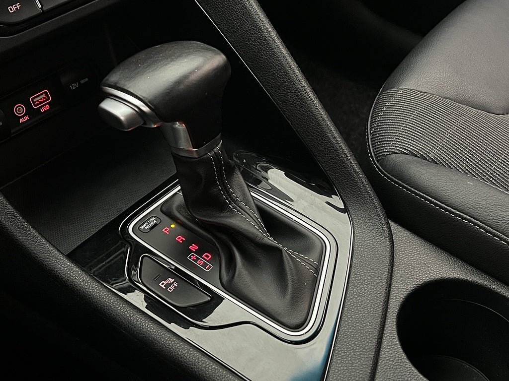 Vehicle Image 24