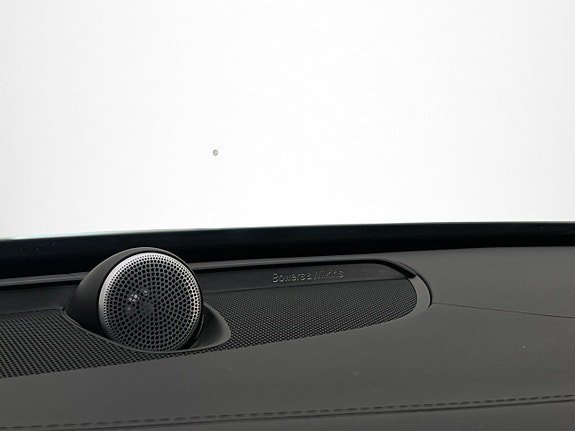 Vehicle Image 27