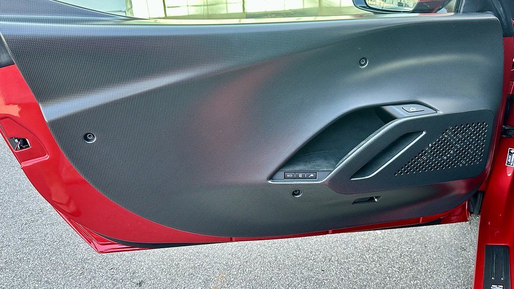 Vehicle Image 35