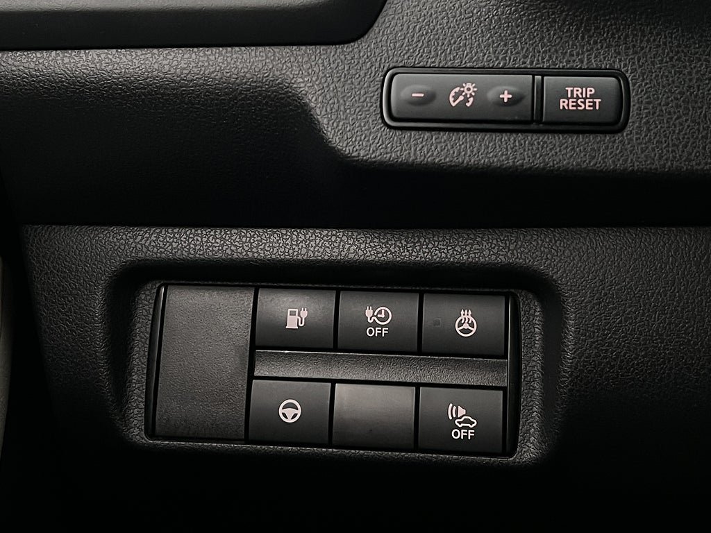 Vehicle Image 26
