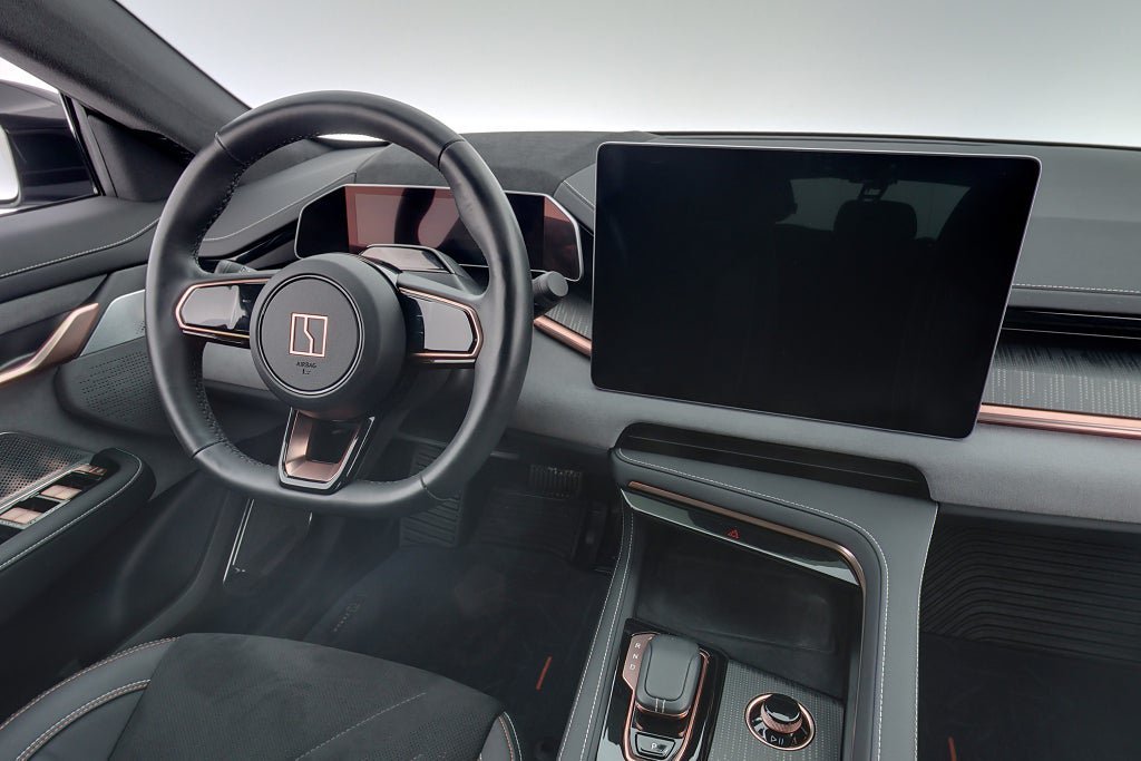 Vehicle Image 15