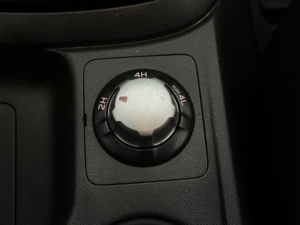 Vehicle Image 24