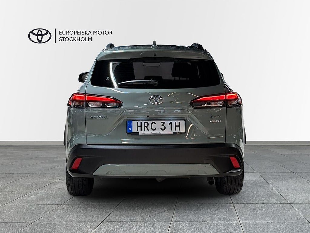 Vehicle Image 4
