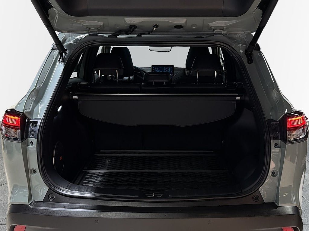Vehicle Image 10