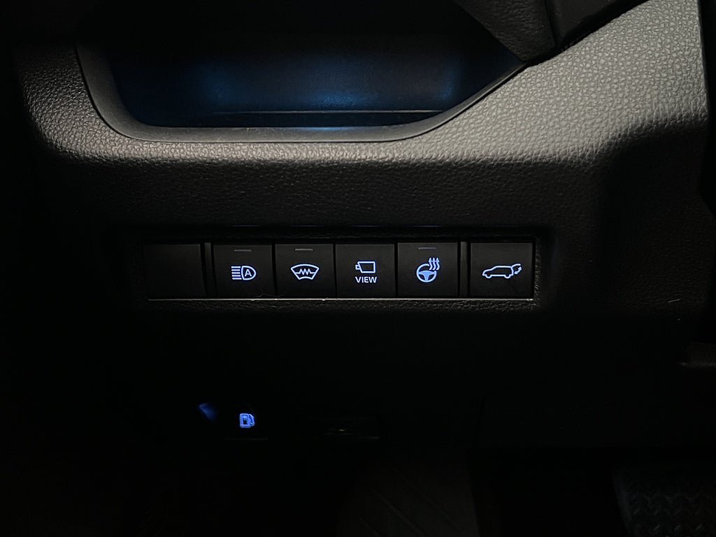 Vehicle Image 17