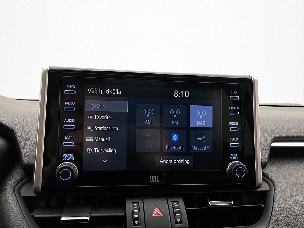 Vehicle Image 25