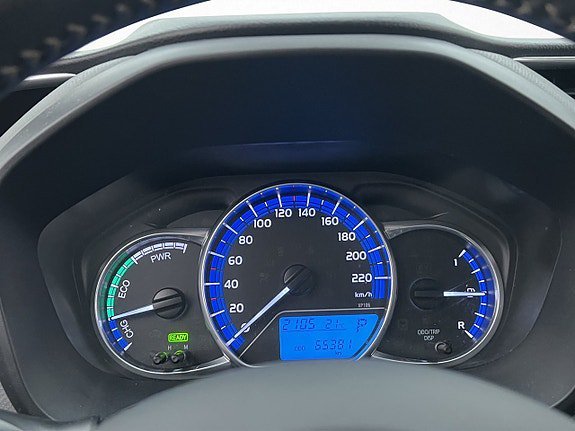 Vehicle Image 13