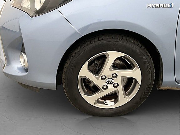 Vehicle Image 23