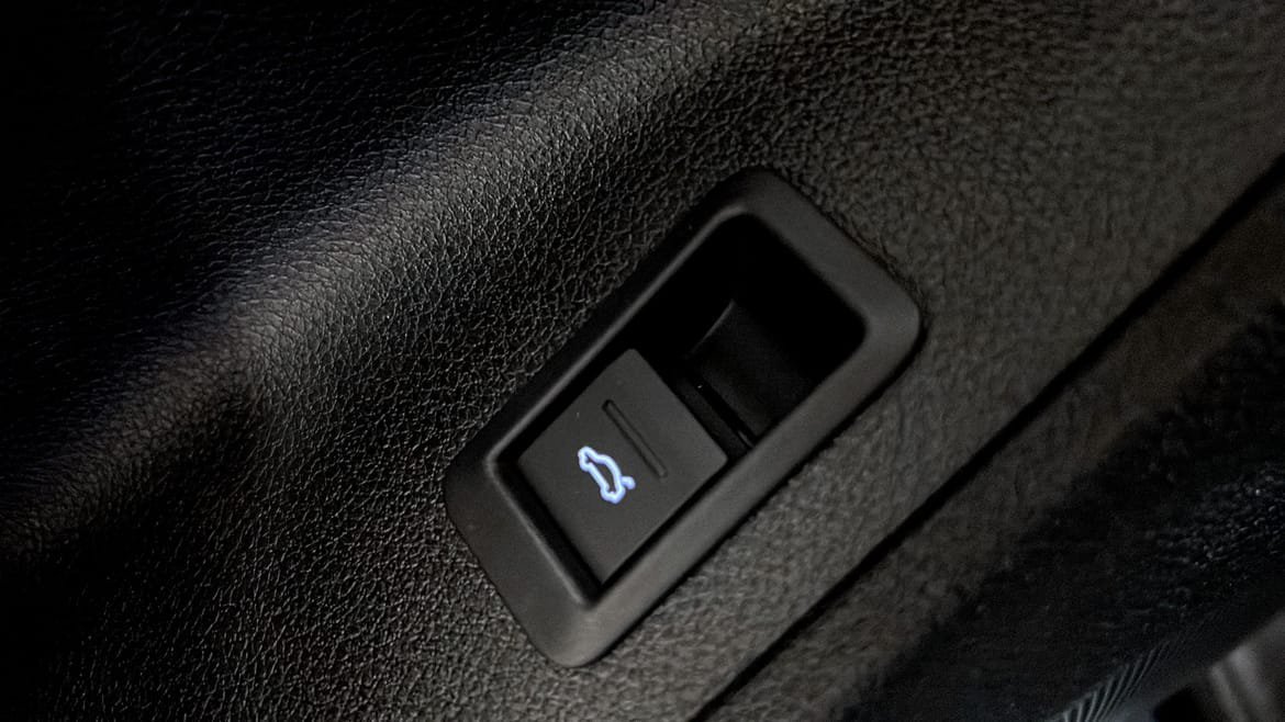 Vehicle Image 23