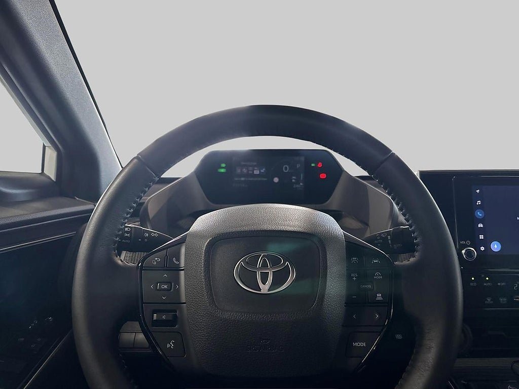 Vehicle Image 14