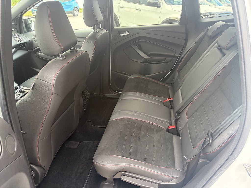 Vehicle Image 17