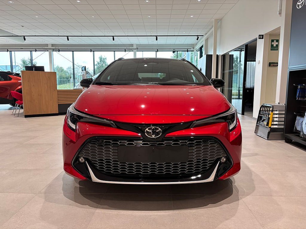 Vehicle Image 8