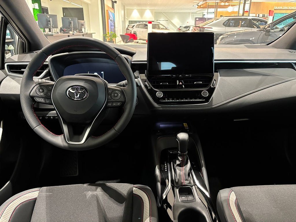 Vehicle Image 10