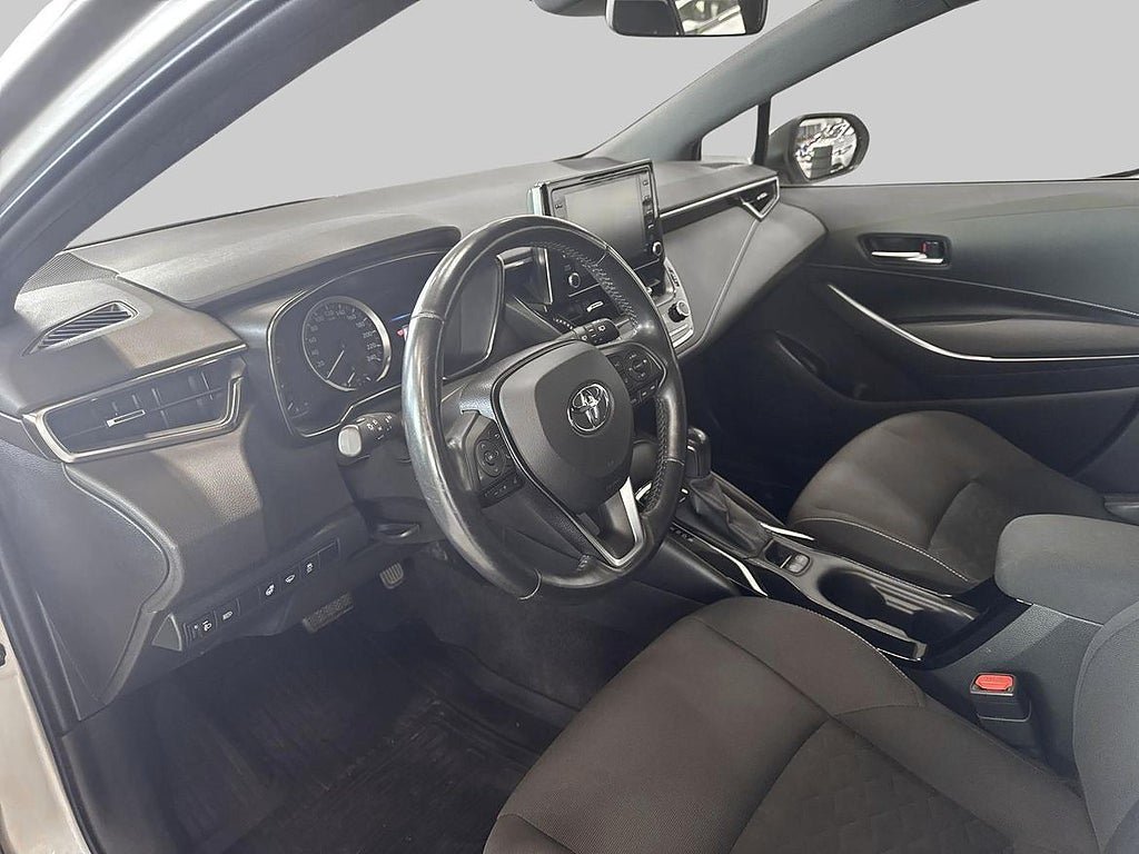 Vehicle Image 14
