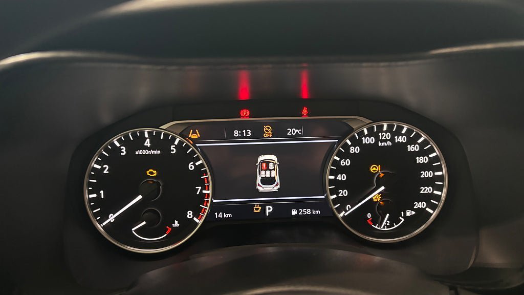 Vehicle Image 9