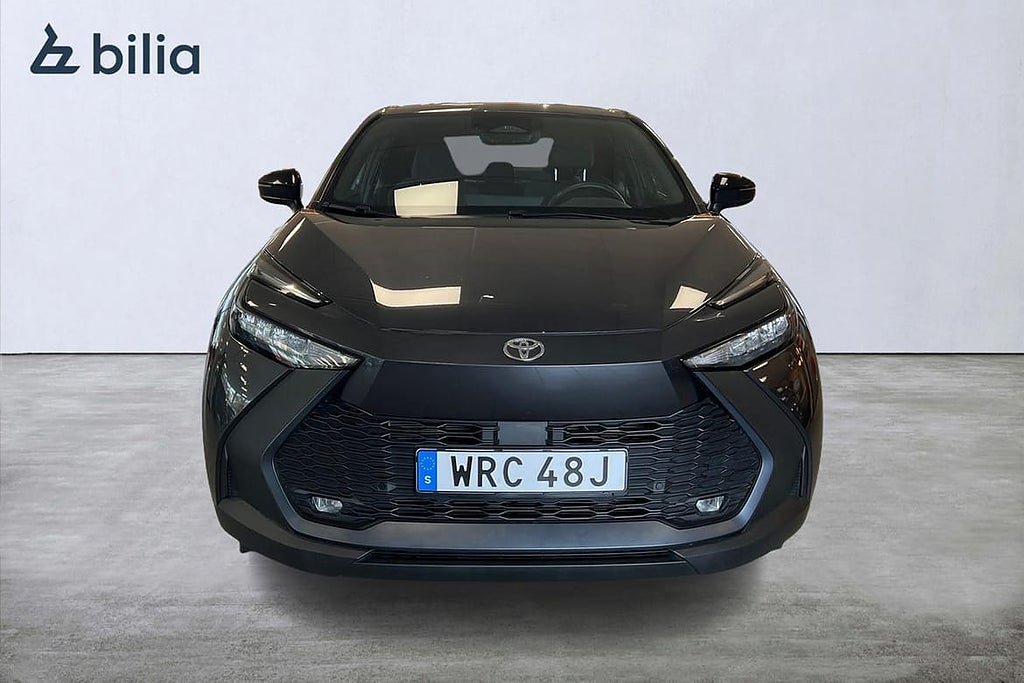 Vehicle Image 6