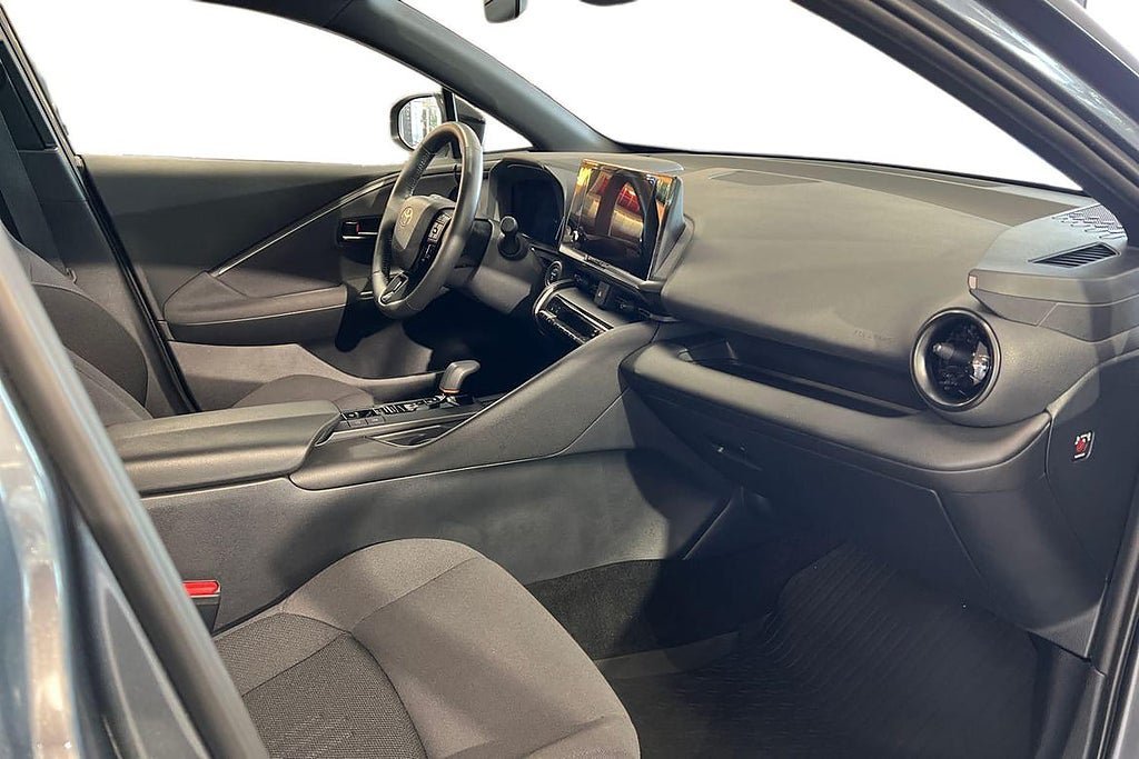 Vehicle Image 7