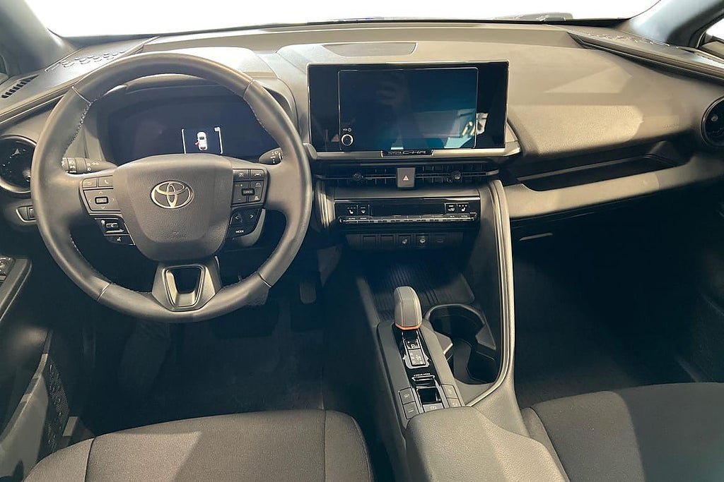 Vehicle Image 10