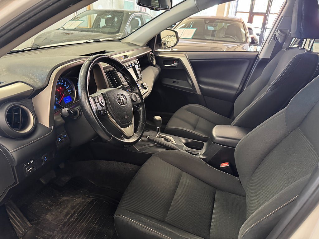 Vehicle Image 20