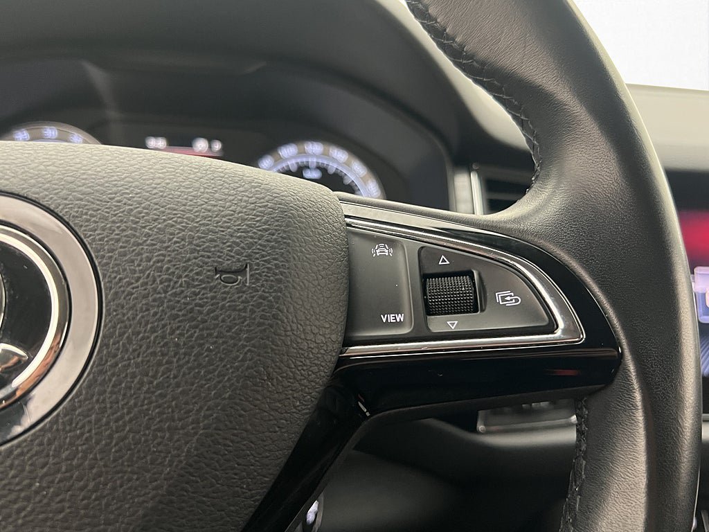 Vehicle Image 24