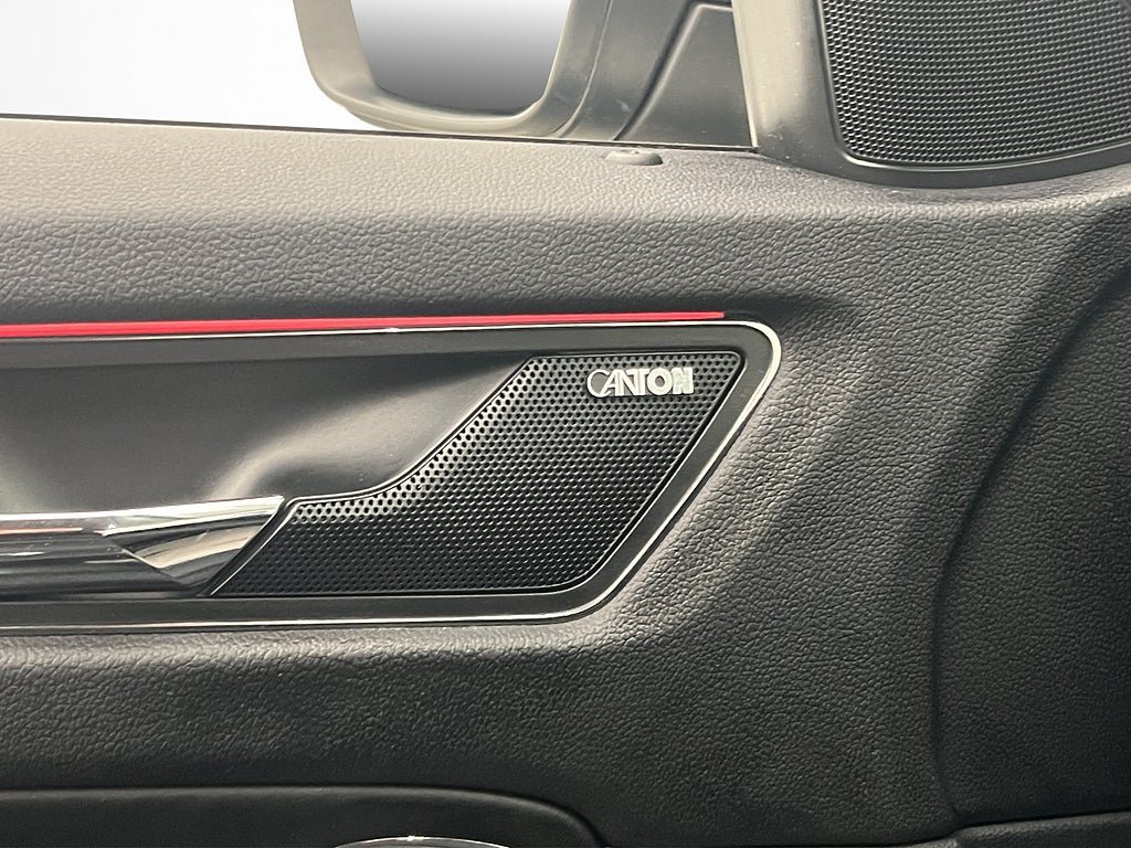 Vehicle Image 27