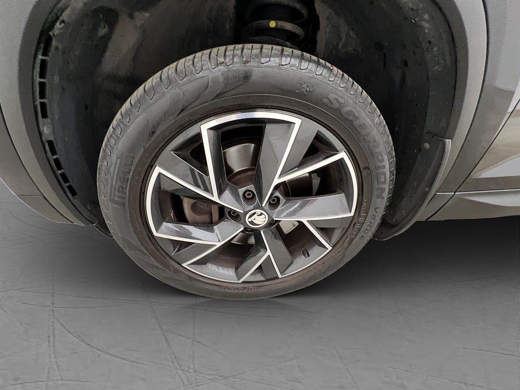 Vehicle Image 31