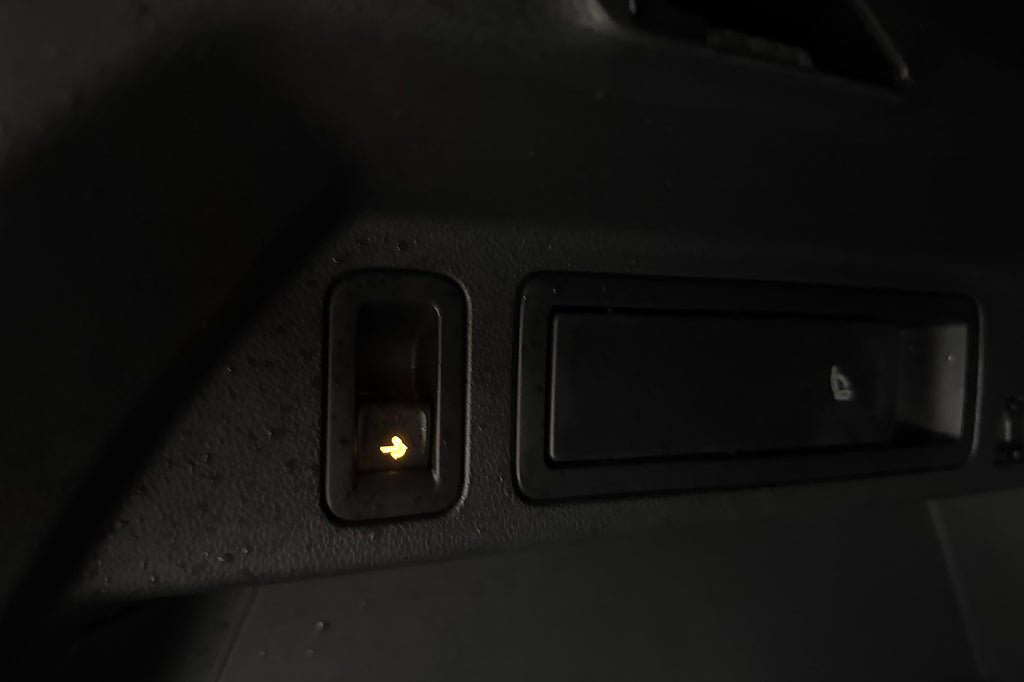 Vehicle Image 28