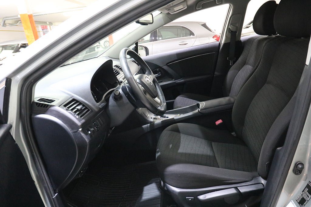 Vehicle Image 7