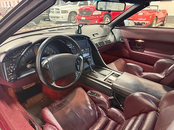 Vehicle Image 18