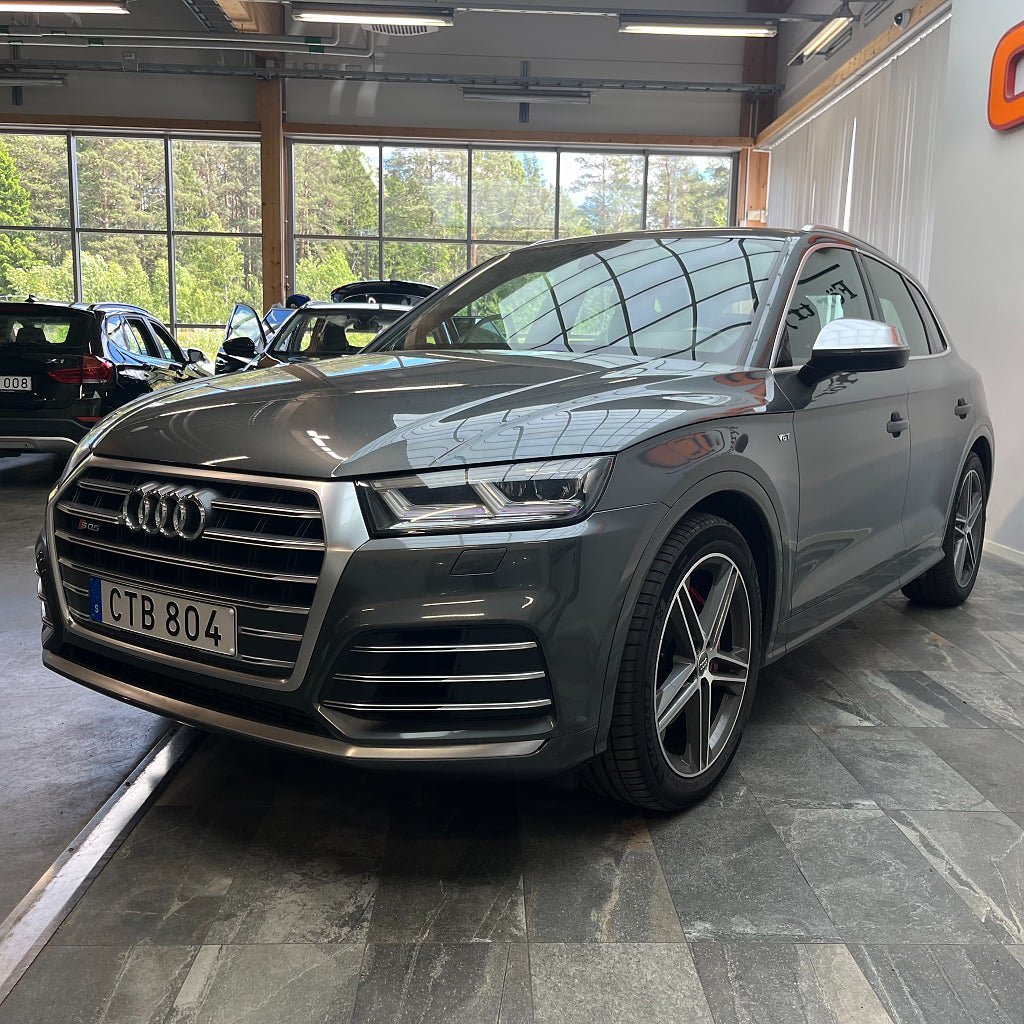 Vehicle Image 6