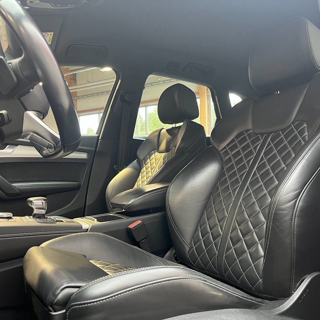 Vehicle Image 12