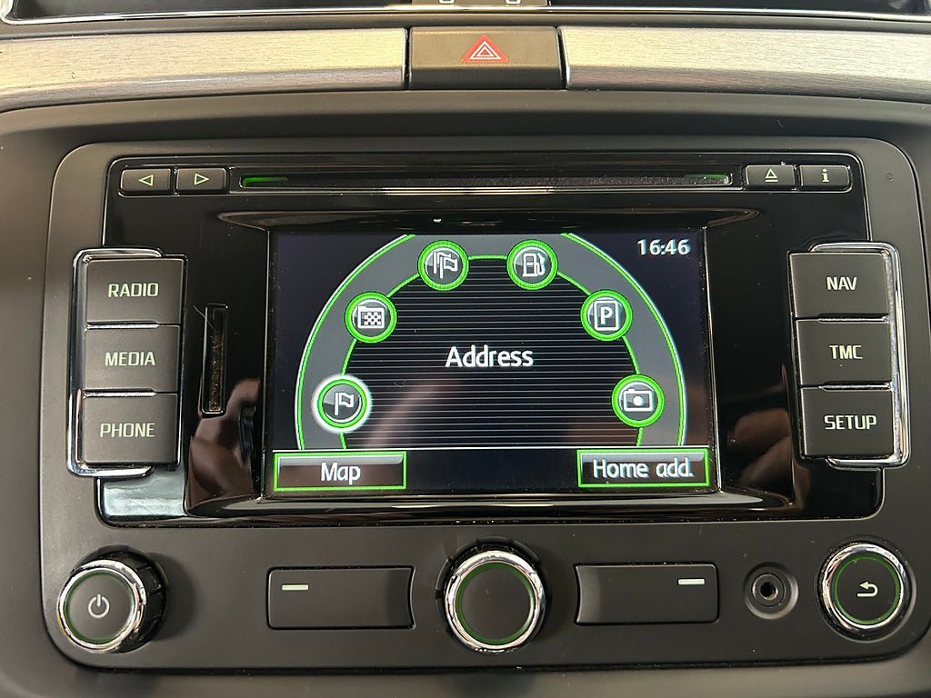 Vehicle Image 19
